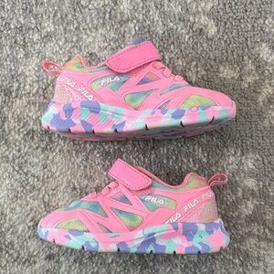 Fila Kids' Vibrant Pink and Multicolor Sneakers